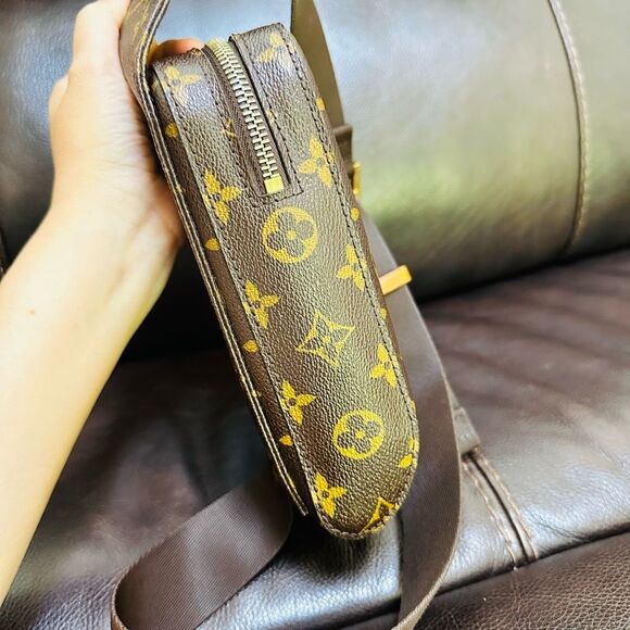 Louis Vuitton Geronimos Belt Bag Monogram - Picture 8 of 16